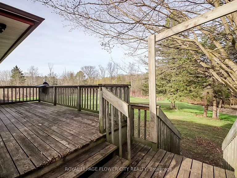 7555 Old Church Rd — Photo 44