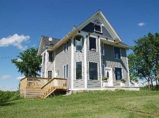 N8158 Sunset Ln, Ixonia, WI 53036