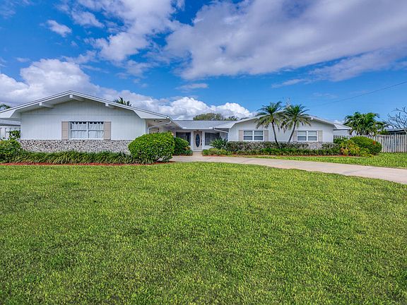 2nd image of 606 Citrus Ct