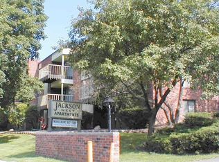 2041 Jackson Ave APT 104, Ann Arbor, MI 48103