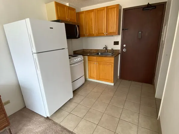 1560 Kanunu St APT 806, Honolulu, HI 96814