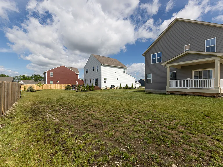 403 Sydney Dr — Photo 30