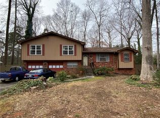 5883 Christopher Ln, Lithonia, GA 30058
