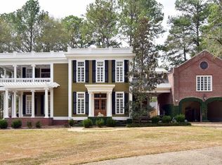 3207 Westgate Dr, Albany, GA 31721