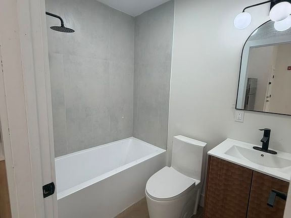 2nd image of 51-53 Lincoln Park #2A