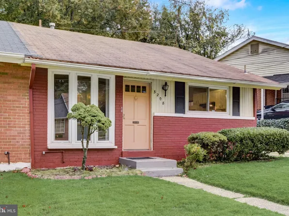 3208 27th Ave, Temple Hills, MD 20748