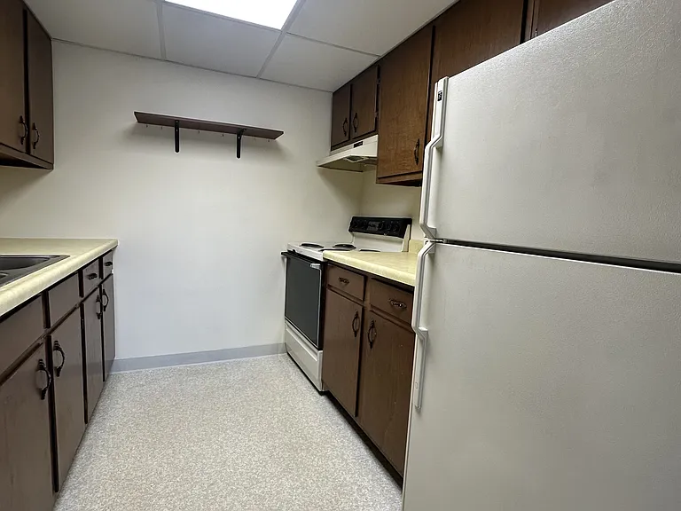 109 Fisk Ave #9 — Photo 10