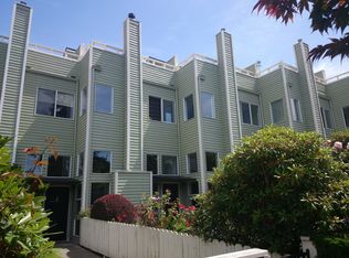 3020 64th Ave SW APT A, Seattle, WA 98116