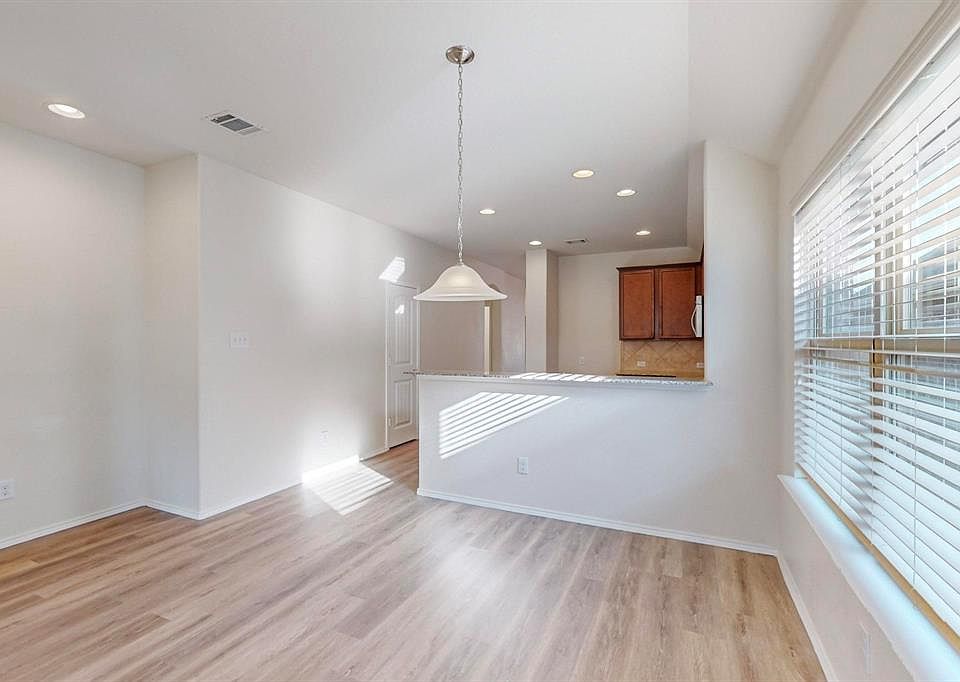 1st image of 4728 Meadow Green Trl #4728