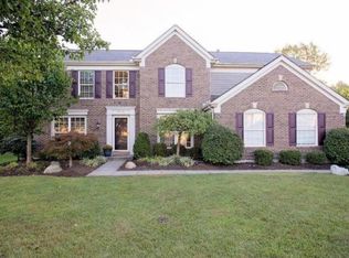 6316 Paxton Woods Dr, Loveland, OH 45140