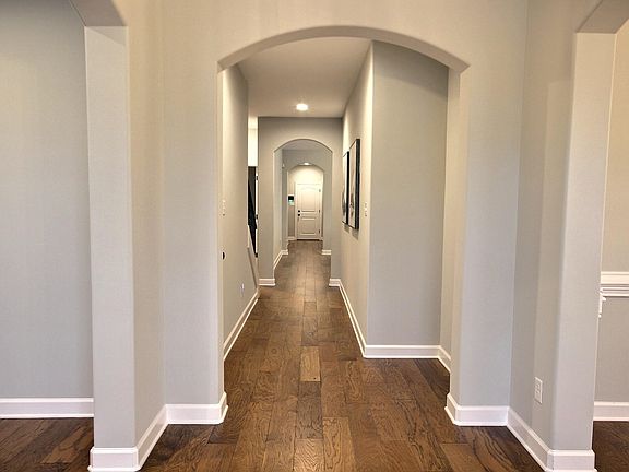 4th image of 486 Dogwood Valley Dr