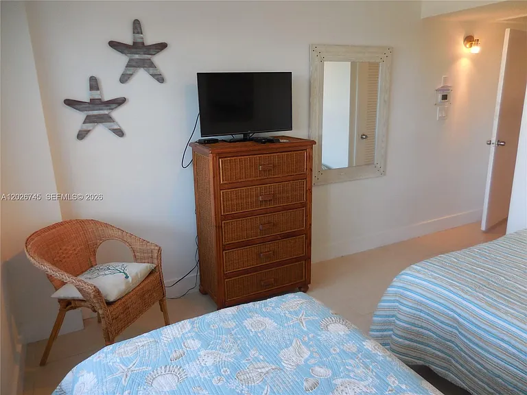 5151 Collins Ave #519 — Photo 24