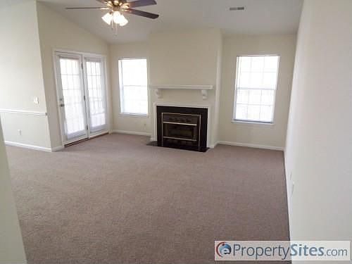 4th image of 3010 D Mulberry Ln