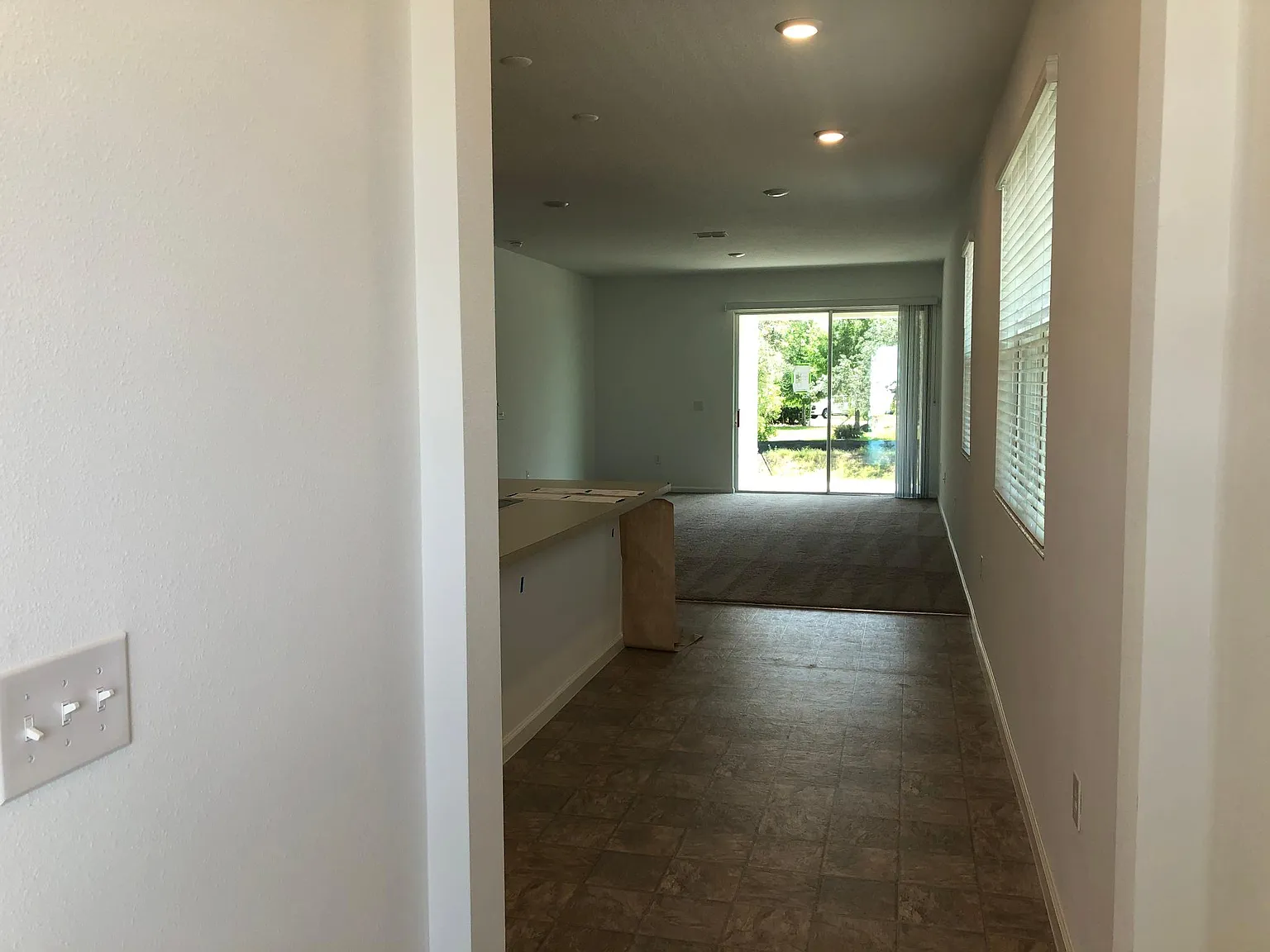 1131 Forest Gate Cir — Photo 3