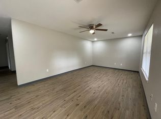 1509 White Rd, Springdale, AR 72762