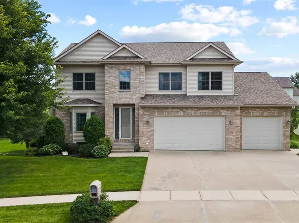 1050 Prairie Grass Ln, Iowa City, IA 52246