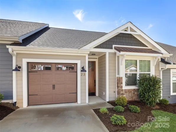 23 Heartleaf Cir, Arden, NC 28704