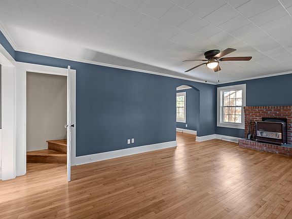 5th image of 317 Pine St