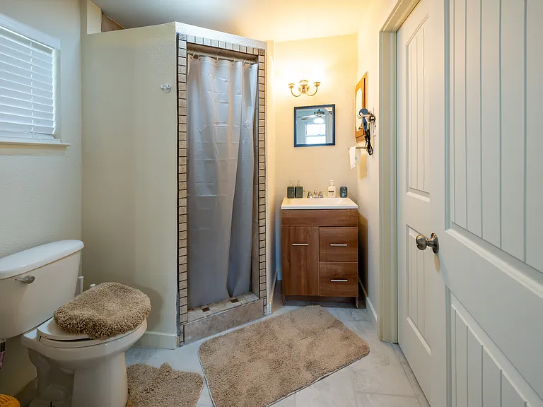1109 Jordan Dr — Photo 11