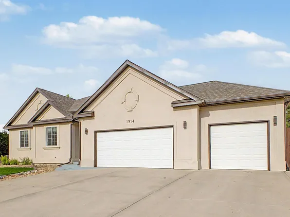 1914 74th Ave, Greeley, CO 80634