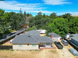 2272 Whyte Park Ave, Walnut Creek, CA 94595