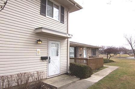 1st image of 123 Barcliffe Ln #123