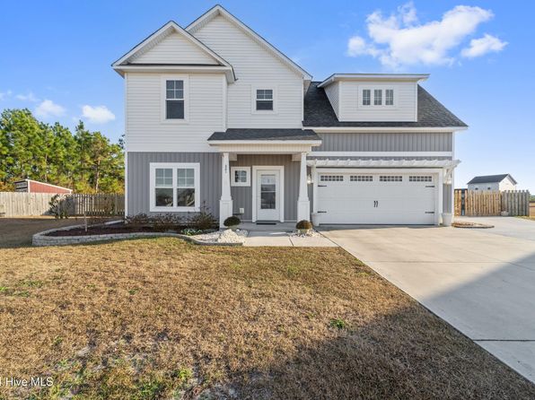 221 Chestwood Dr