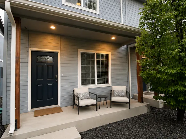 907 W Cherry Ave, Selah, WA