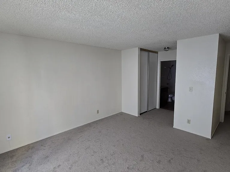 27703 Persimmon Dr — Photo 15