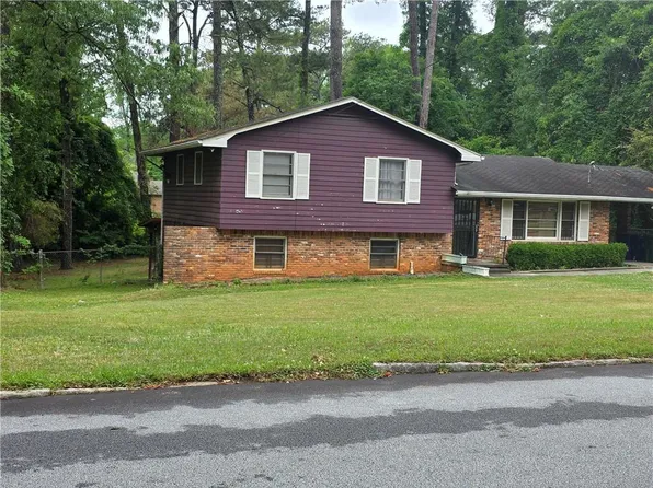 3246 Weslock Cir, Decatur, GA 30034