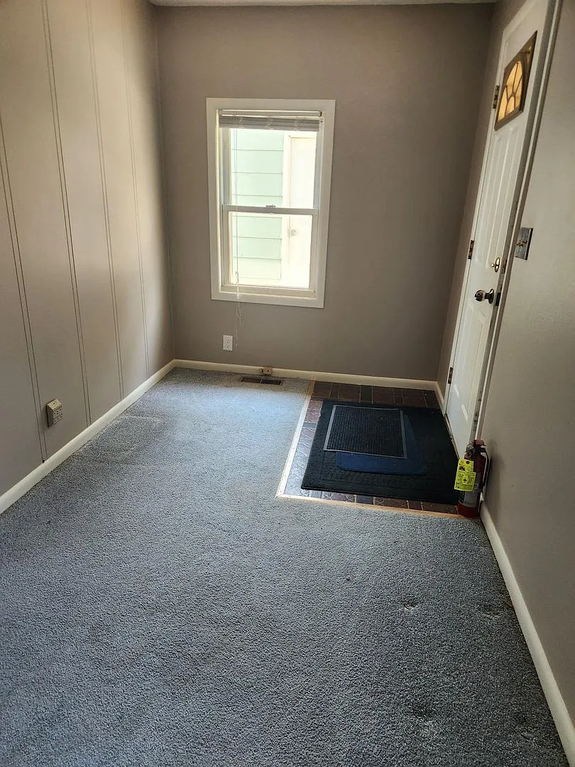 Two Bedroom, One Bathroom Home and Oversized Two Car Garage — Photo 4