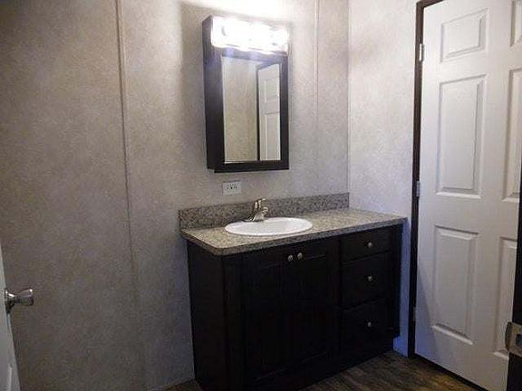 5th image of 7769 Kimberly Dr #212