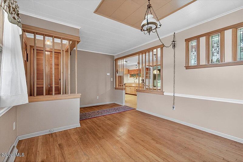5th image of 190 Miller Road