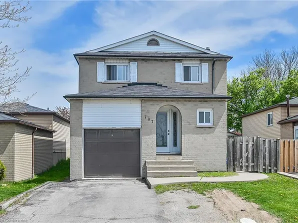 707 Upper Wentworth St, Hamilton, ON L9A 4V6