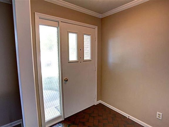 4th image of 970 Cedar Creek Cir