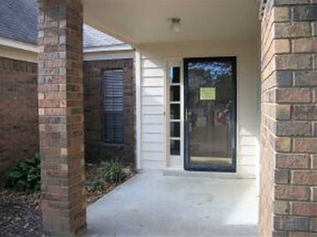 1st image of 7438 Beauregard Cv