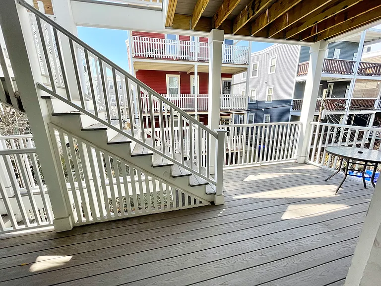 23 Newport St #2R — Photo 13