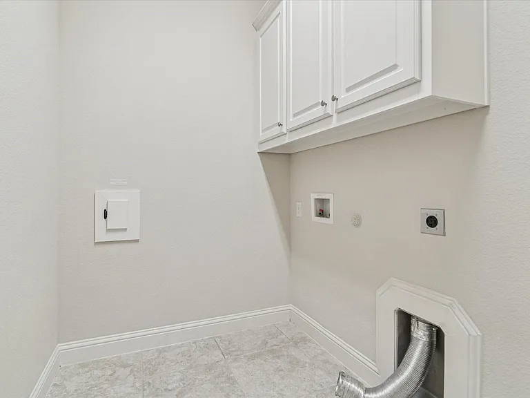 1618 Whirlaway Ct — Photo 23