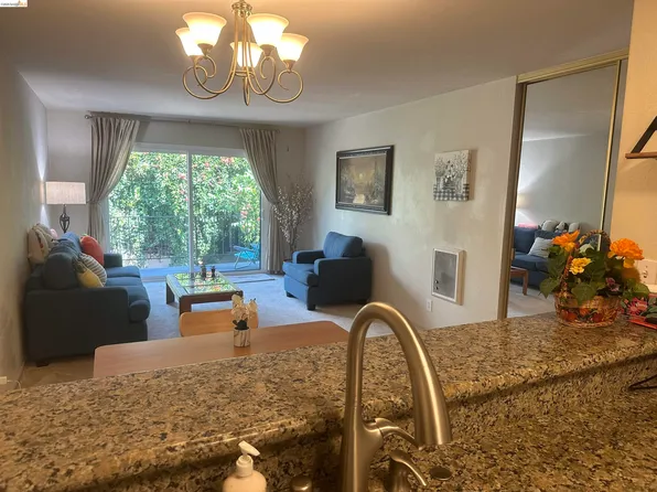 625 El Dorado Ave APT 204, Oakland, CA 94611
