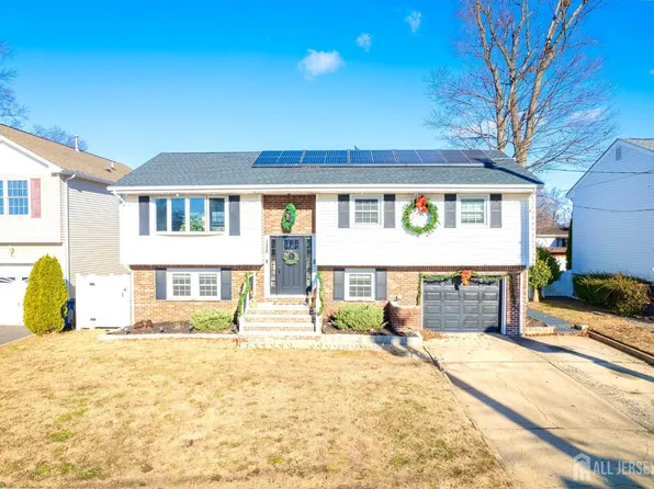 155 W Willow St, Colonia, NJ 07067