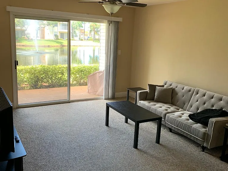 650 Island Club Ct #139 — Photo 3