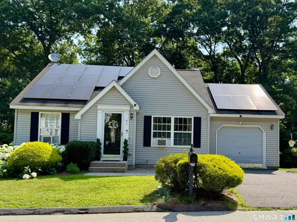 41 Hilltop Drive #41, Windham, CT 06256