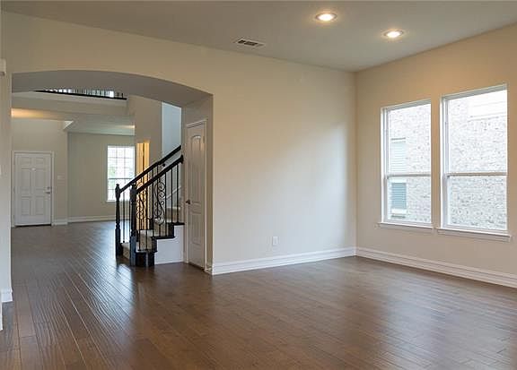 5th image of 2709 Sierra Morado Dr