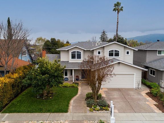 3rd image of 1778 Potrero Dr