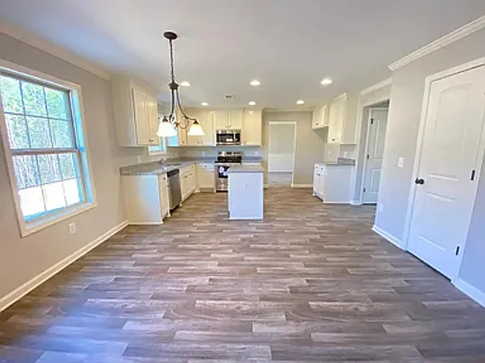 1945 Miller Lake Cir — Photo 20