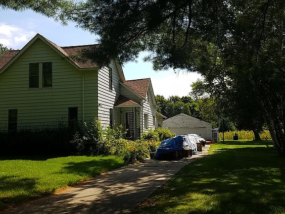 3rd image of 3717 Hartl Dr