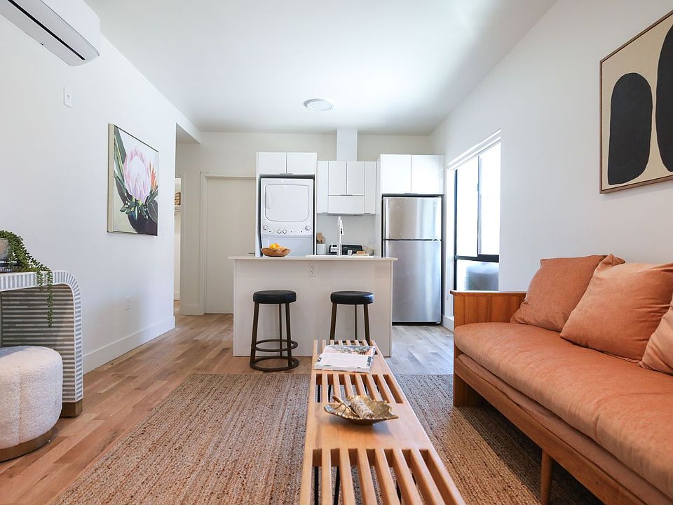 1st image of 1033 N Coronado St #1035