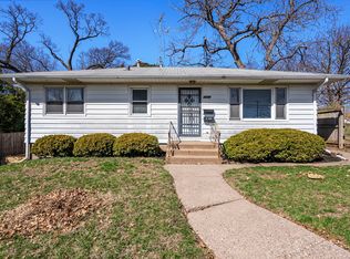 630 W Lombard St, Davenport, IA 52803