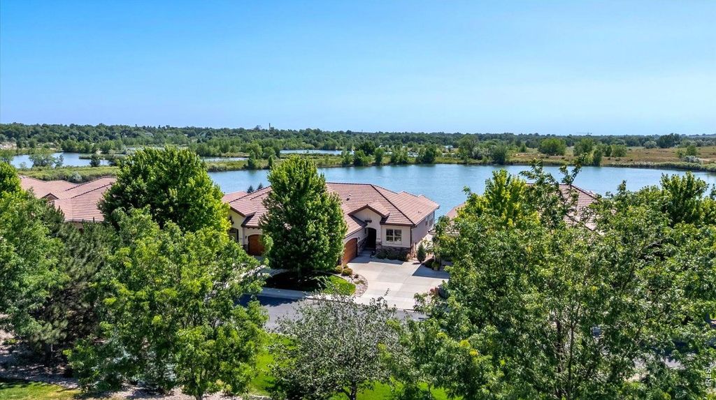 536 Split Rock Dr
