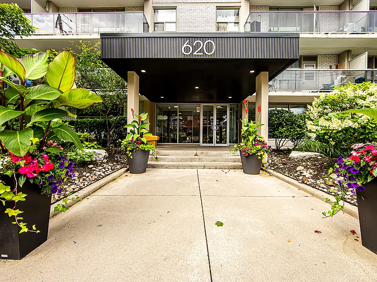 620 Northcliffe Blvd #0 — Photo 14